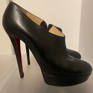 Christian louboutin botties